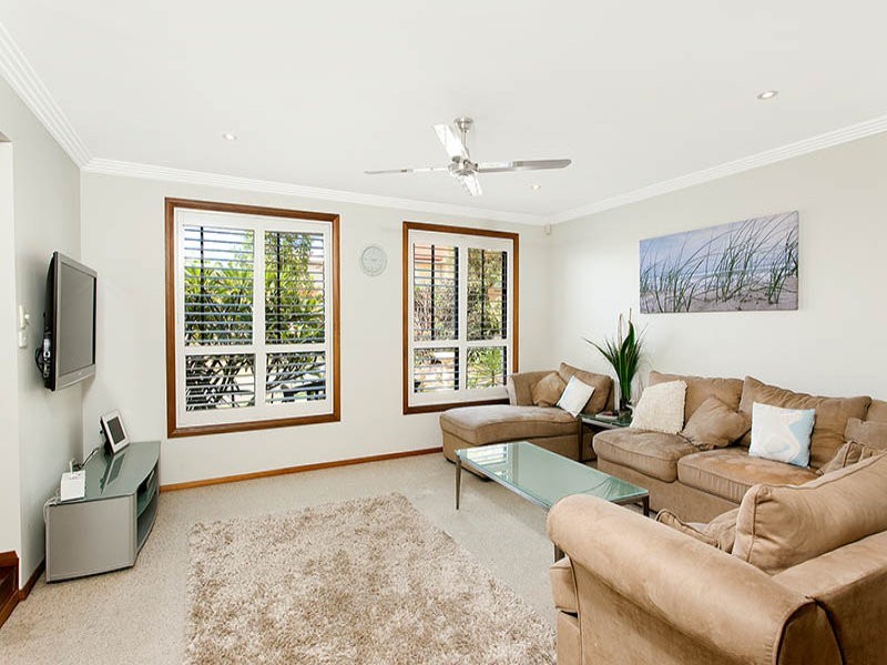 26 Eucumbene Avenue, Flinders NSW 2529