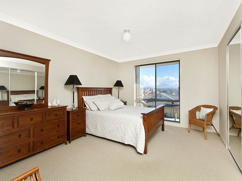 26 STRADBROKE AVENUE, Shell Cove NSW 2529