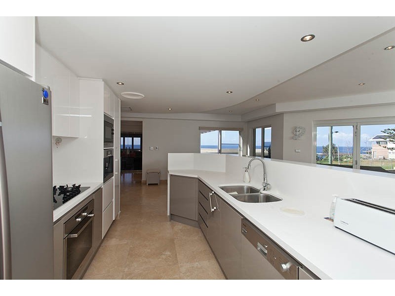 7/2 Surf Road, Shellharbour NSW 2529