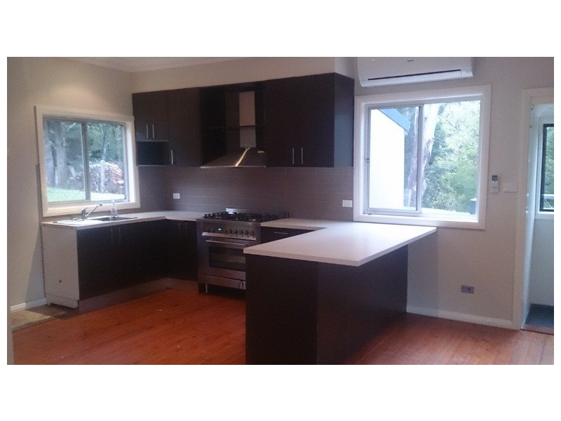 364 CORDEAUX ROAD, Mount Kembla NSW 2526