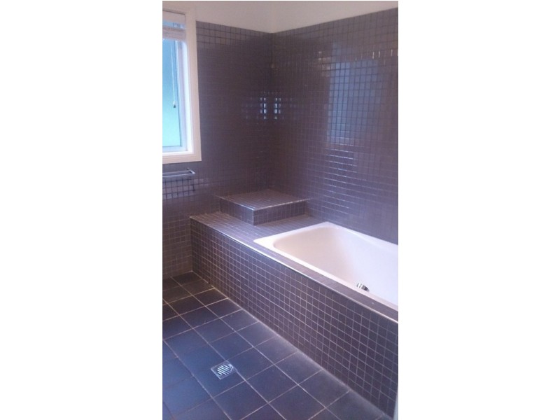 364 CORDEAUX ROAD, Mount Kembla NSW 2526