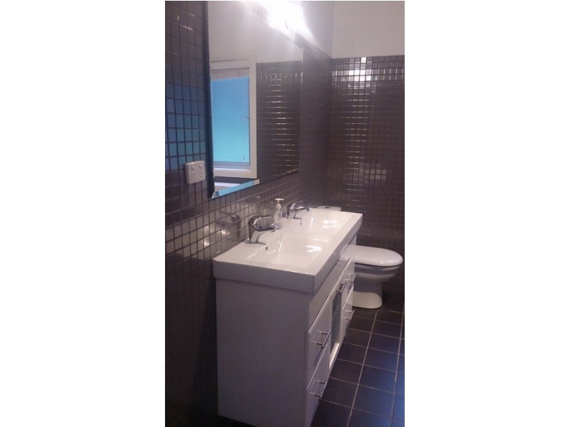 364 CORDEAUX ROAD, Mount Kembla NSW 2526