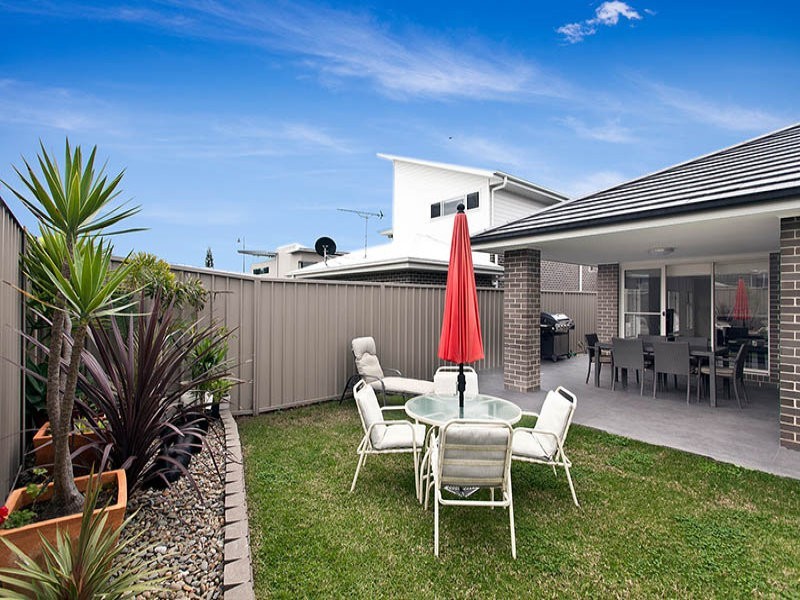 6 Shallows Drive, Shell Cove NSW 2529