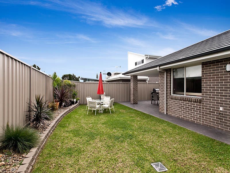 6 Shallows Drive, Shell Cove NSW 2529