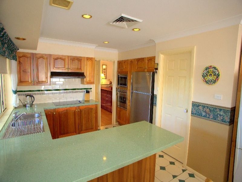 20 Mummuga Close, Flinders NSW 2529