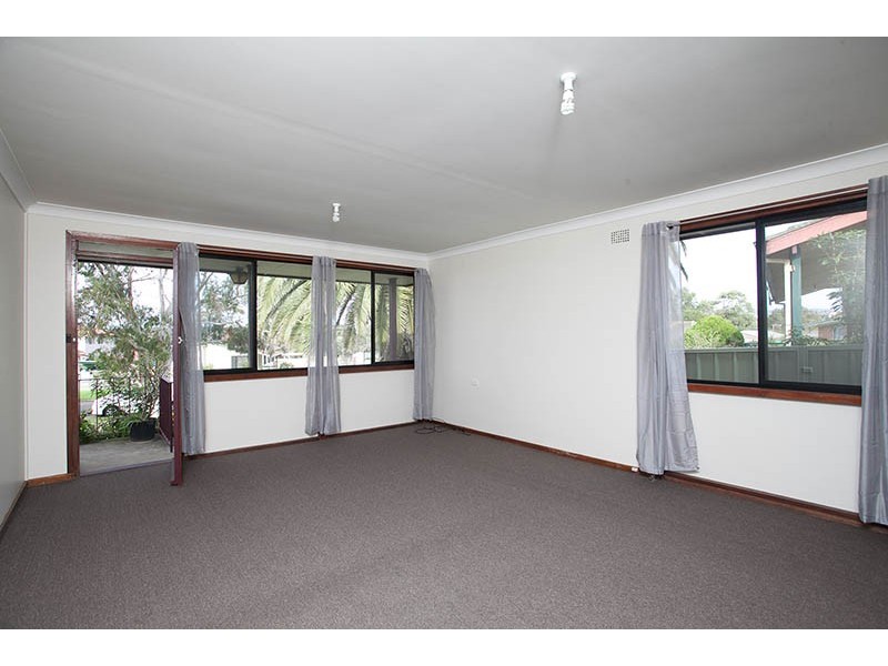 12 Chisholm Street, Shellharbour NSW 2529