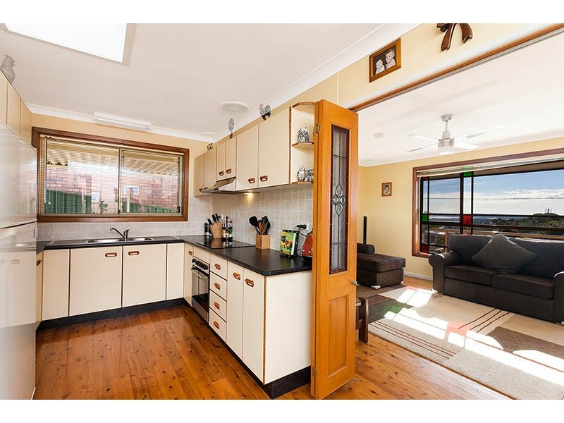 3 Porter Avenue, Mount Warrigal NSW 2528