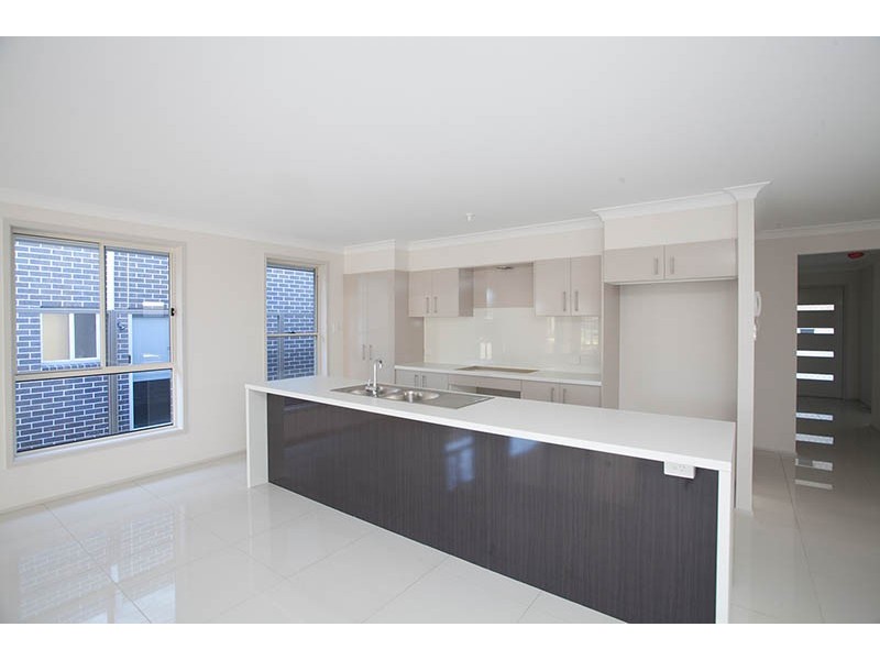 6 Shallows Drive, Shell Cove NSW 2529