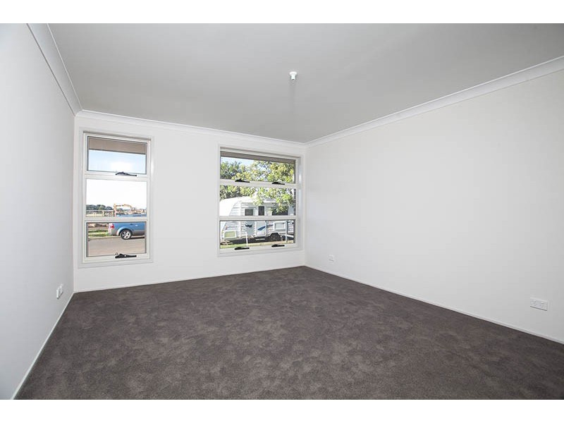 6 Shallows Drive, Shell Cove NSW 2529