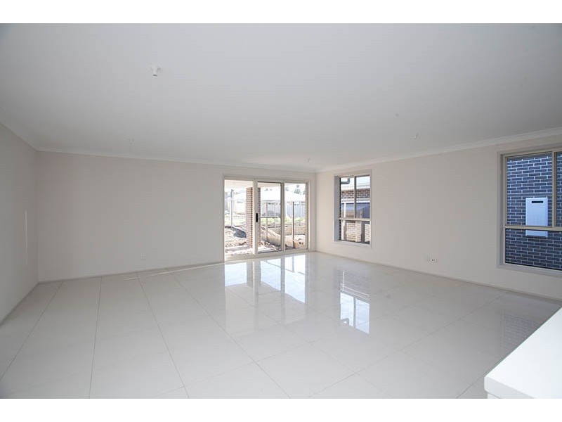 6 Shallows Drive, Shell Cove NSW 2529