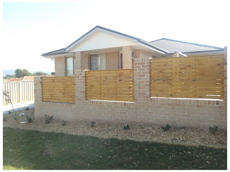 1/62 Kingston Street, Oak Flats NSW 2529