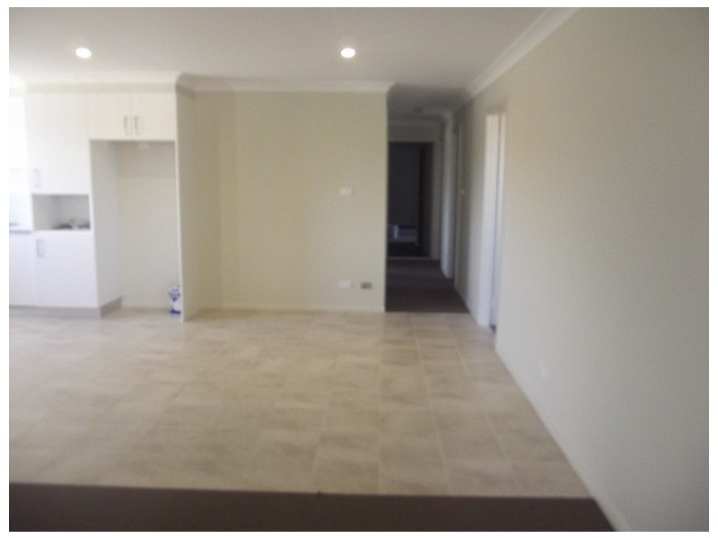 1/62 Kingston Street, Oak Flats NSW 2529