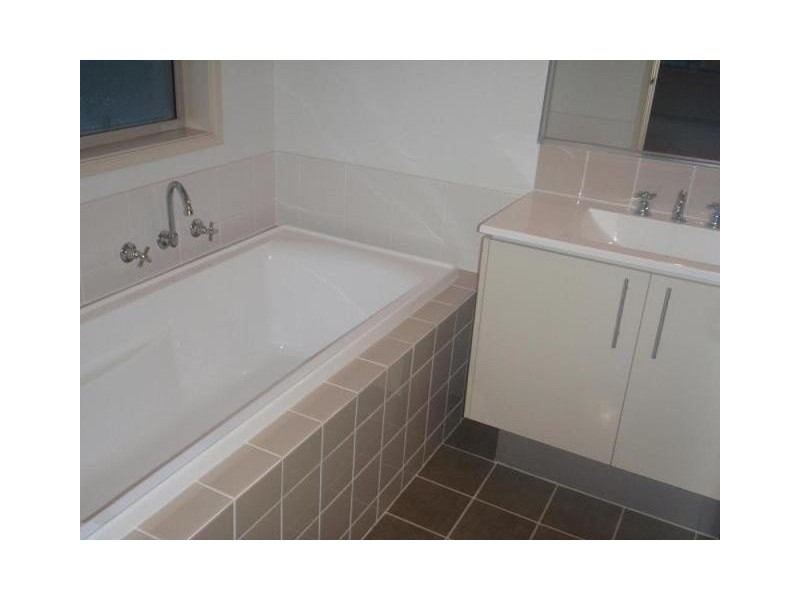 45 Munmorah Circuit, Flinders NSW 2529