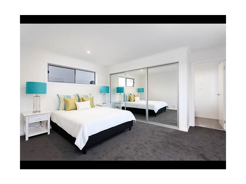 10 Hayman Crescent, Shell Cove NSW 2529