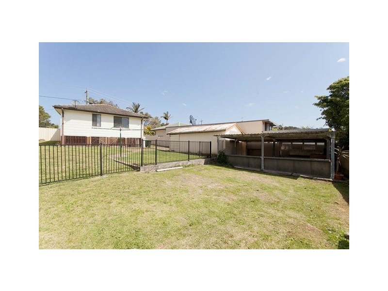 8 Wall Street, Warilla NSW 2528