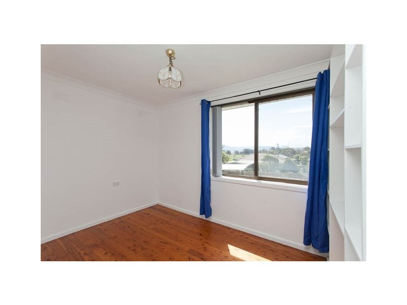 8 Wall Street, Warilla NSW 2528