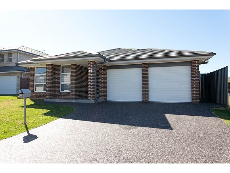 21 Sloop Avenue, Shell Cove NSW 2529
