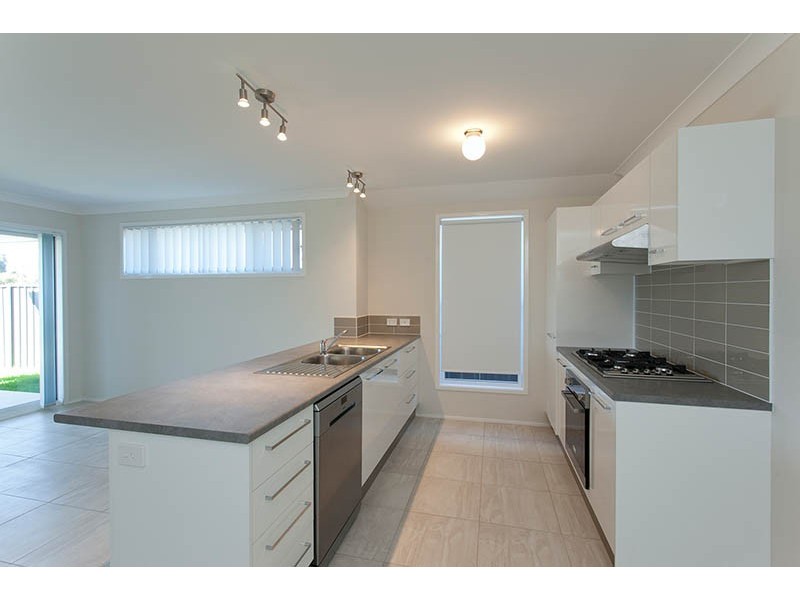 21 Sloop Avenue, Shell Cove NSW 2529