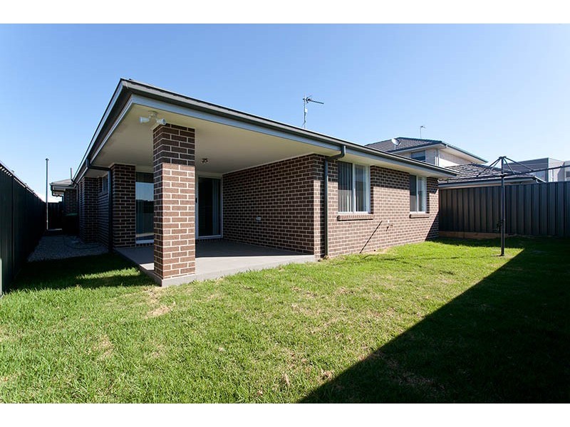 21 Sloop Avenue, Shell Cove NSW 2529