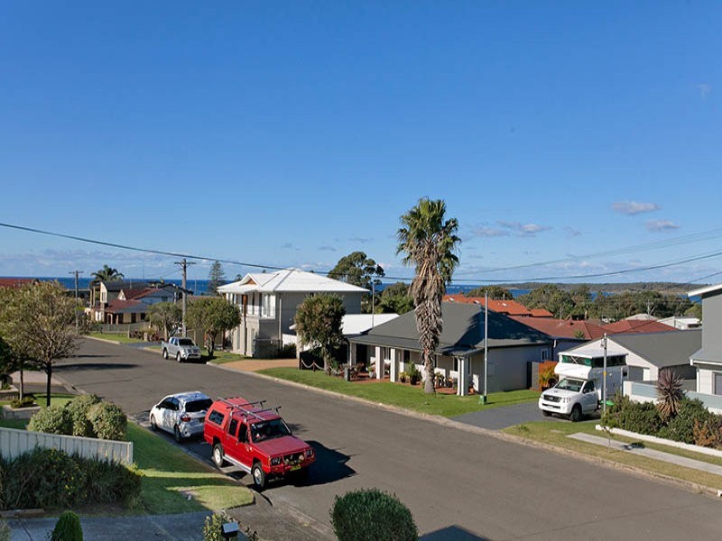 12 Adelaide Place, Shellharbour NSW 2529