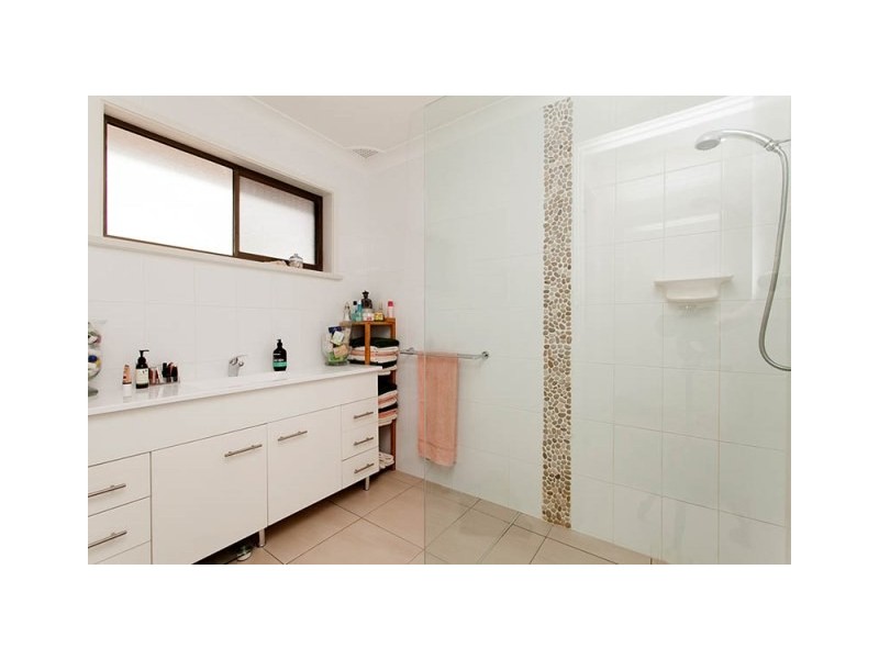 2/75 Addison Street, Shellharbour NSW 2529