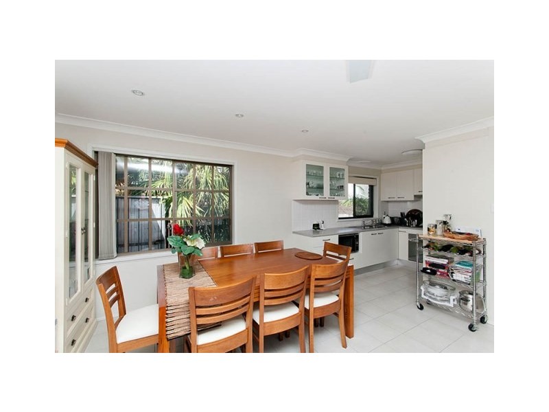 2/75 Addison Street, Shellharbour NSW 2529