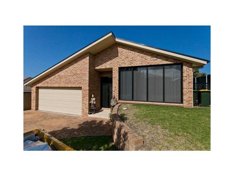 4 Gabo Crescent, Shell Cove NSW 2529