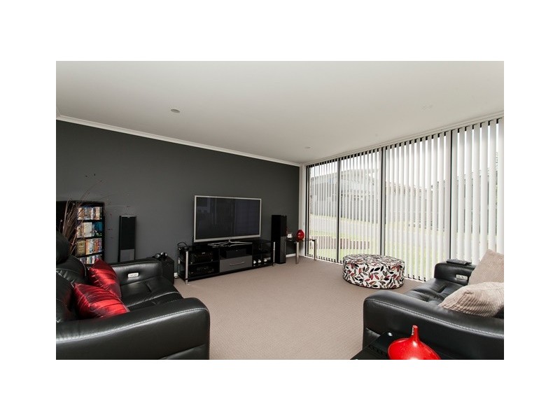 4 Gabo Crescent, Shell Cove NSW 2529