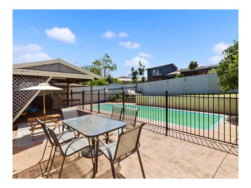 169 LANDY DRIVE, Mount Warrigal NSW 2528