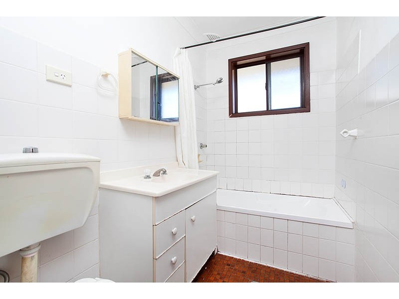 2/12 headland parade, Barrack Point NSW 2528