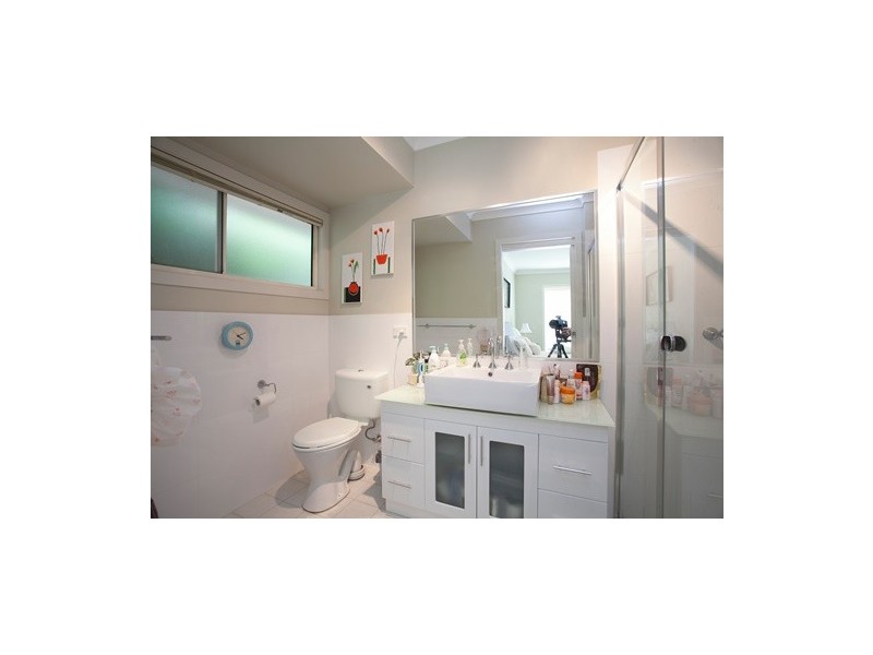 11 Barber Street, Flinders NSW 2529