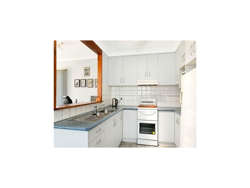 4 Thornett Street, Barrack Heights NSW 2528