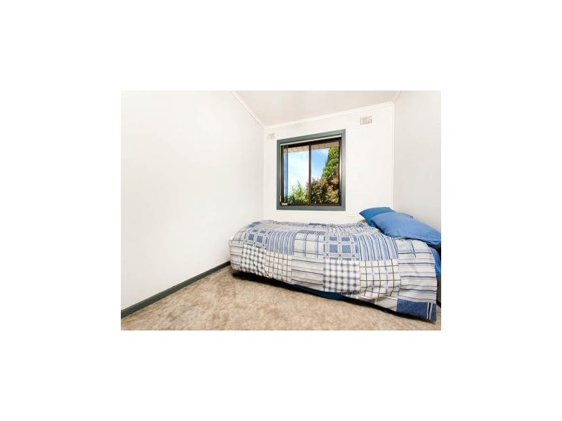 4 Thornett Street, Barrack Heights NSW 2528