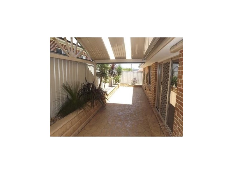 6 Dunk Ave, Shell Cove NSW 2529