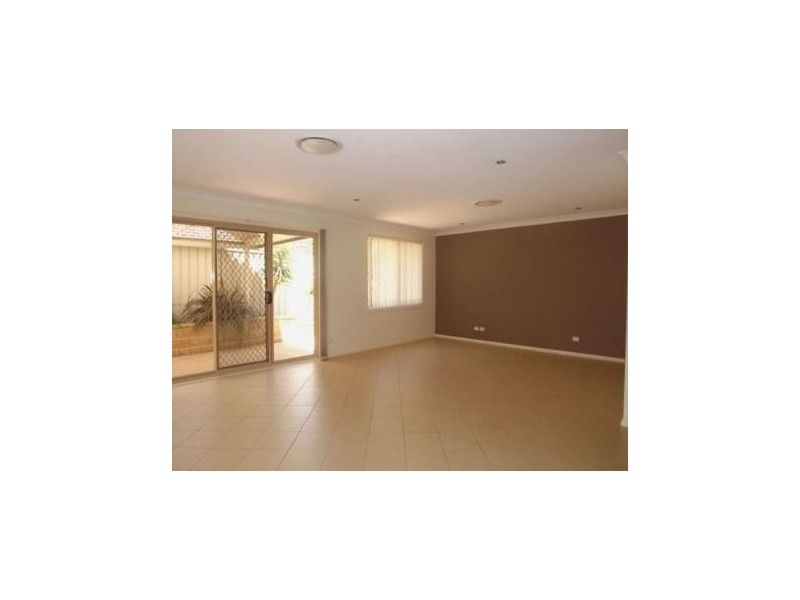 6 Dunk Ave, Shell Cove NSW 2529