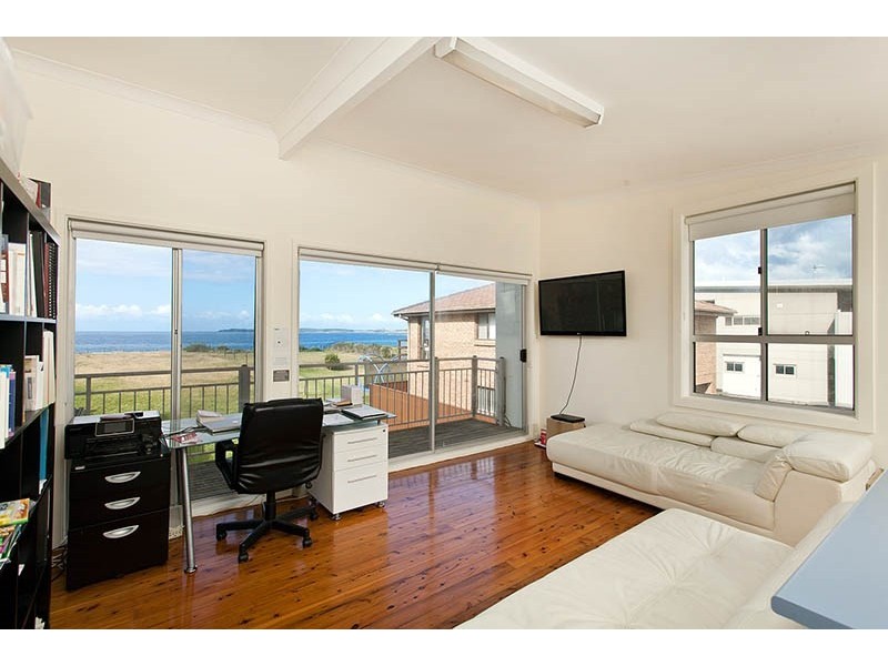 33 Junction Road, Barrack Point NSW 2528