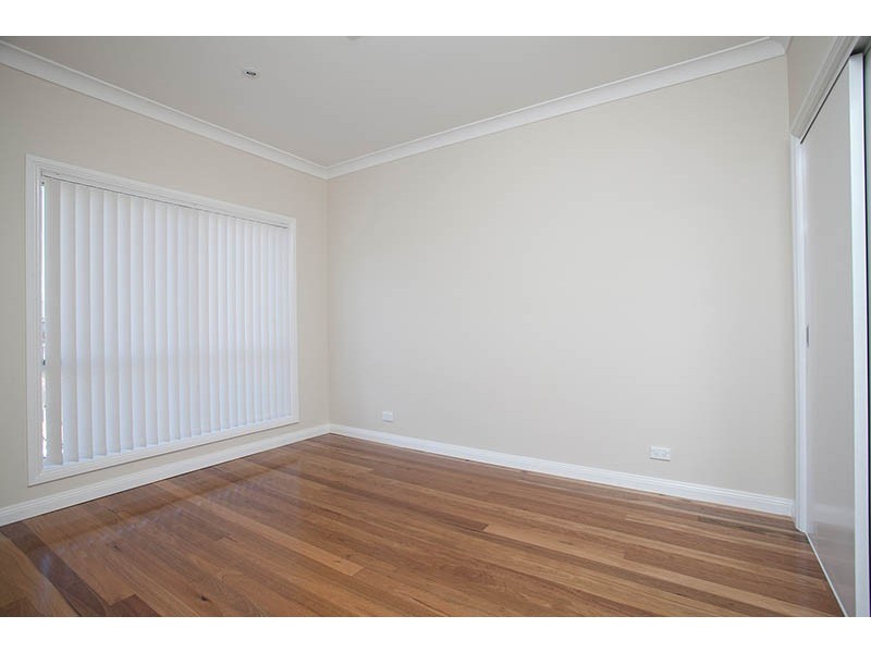 2a Antrim Avenue, Warilla NSW 2528