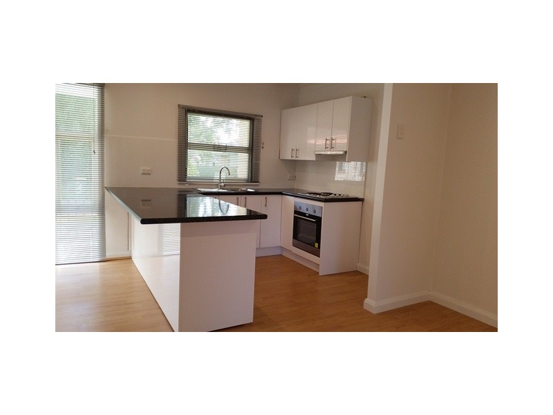 3/12 Wooroo Street, Albion Park Rail NSW 2527