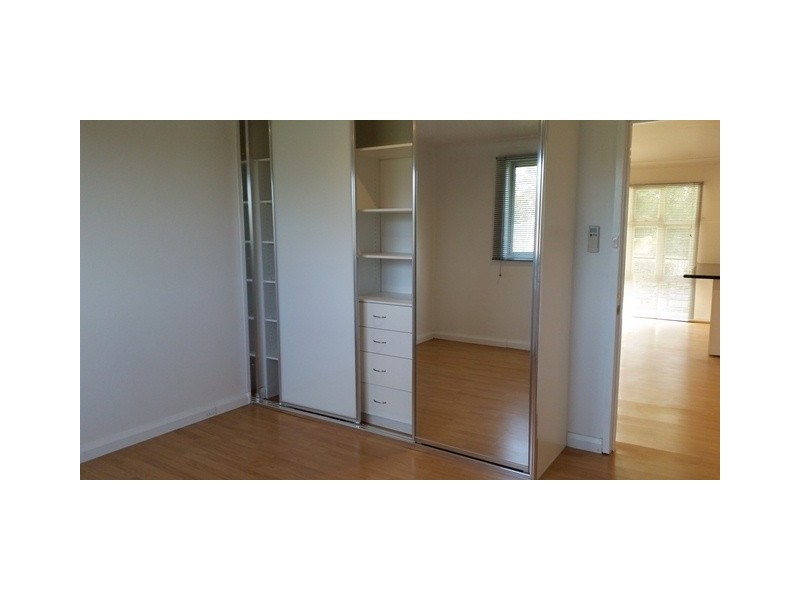 3/12 Wooroo Street, Albion Park Rail NSW 2527