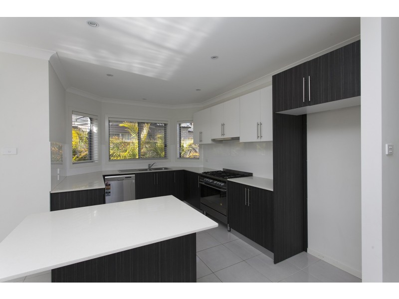 44 The Boulevarde, Oak Flats NSW 2529