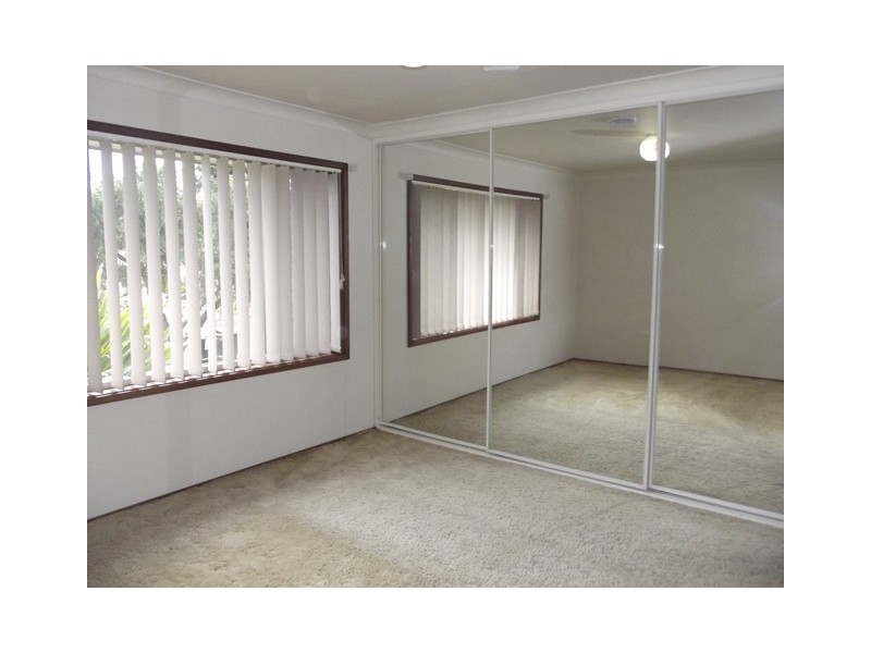 67 Elm Street, Albion Park Rail NSW 2527