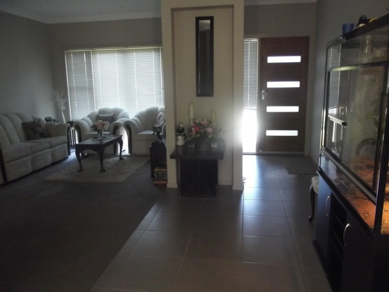 12 Haddin Road, Flinders NSW 2529