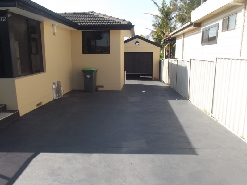 72 Wentworth Street, Oak Flats NSW 2529