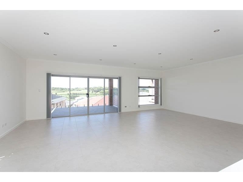 5 Muirfield Avenue, Shell Cove NSW 2529