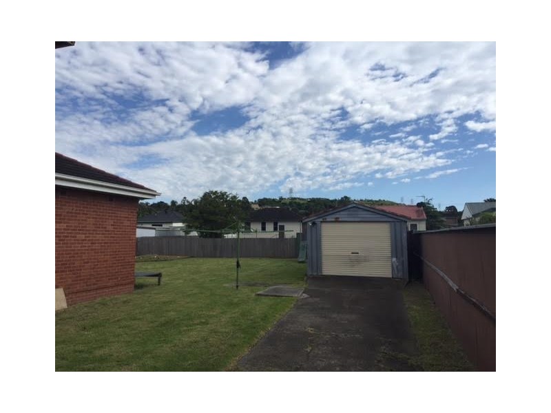 18 Burke Street, Berkeley NSW 2506