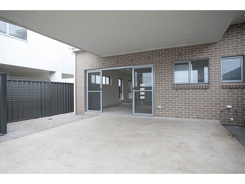 30 Elizabeth Cct, Flinders NSW 2529