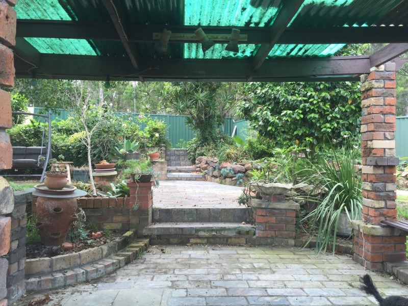 54 Old Lake Entrance Road, Oak Flats NSW 2529
