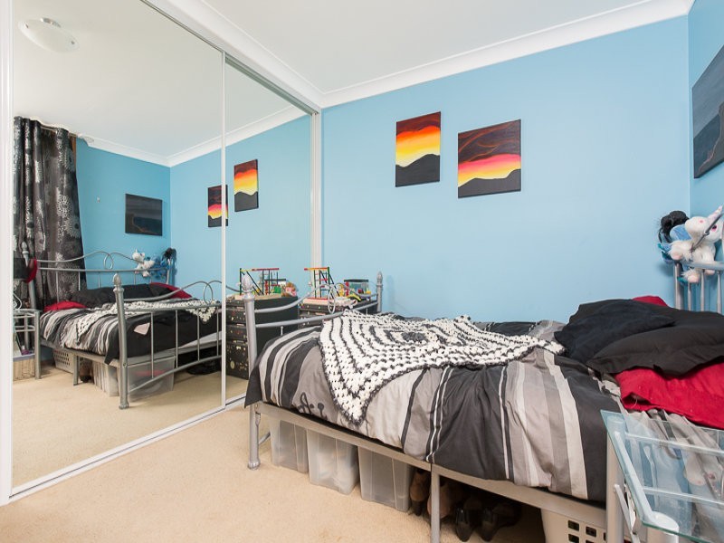 42 Sammat Ave, Barrack Heights NSW 2528