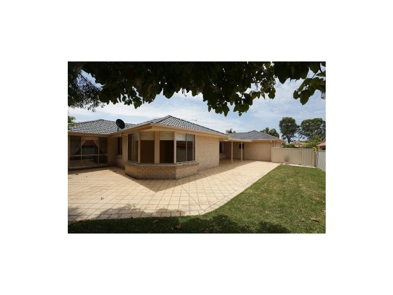 20 Kialoa Place, Shell Cove NSW 2529