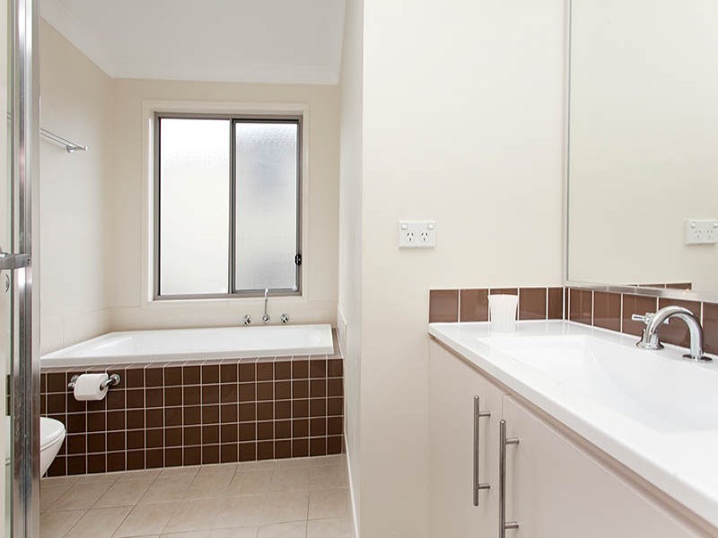 13 Lakewood Boulevarde, Flinders NSW 2529